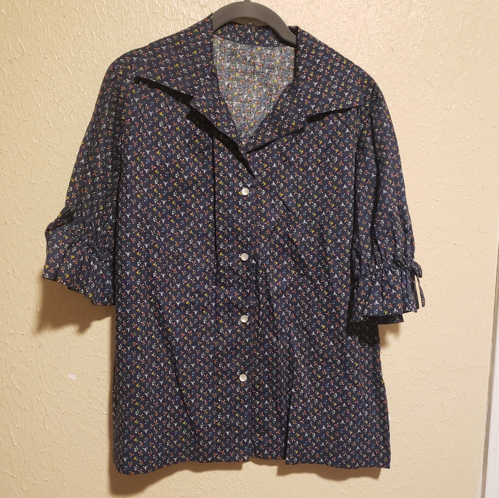 Vintage Floral Button Down Top Size XLarge